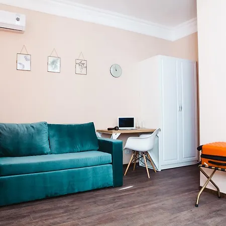 Live.here.hotel 3* Kyiv