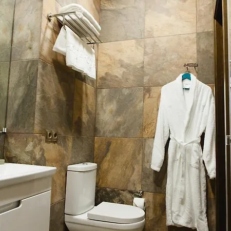 Live.here.hotel 3* Kyiv
