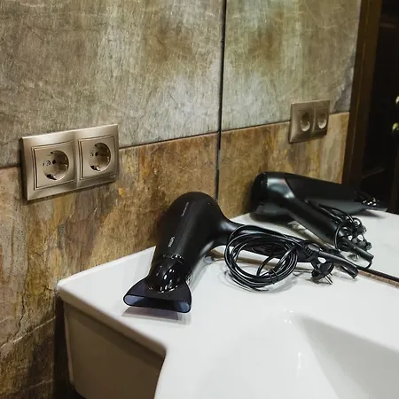 Live.here.hotel Han/Misafirhane 3*